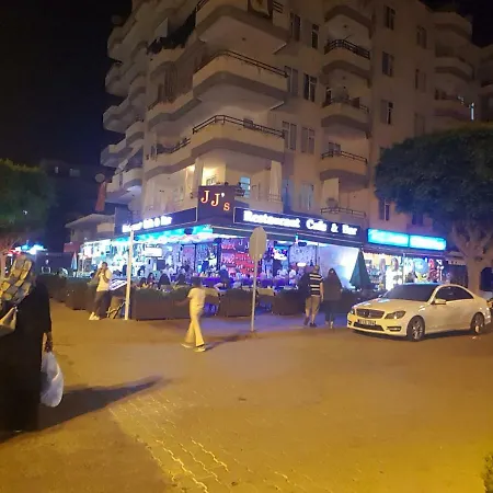 Mahmutlar Eftalia Park * 阿拉尼亚