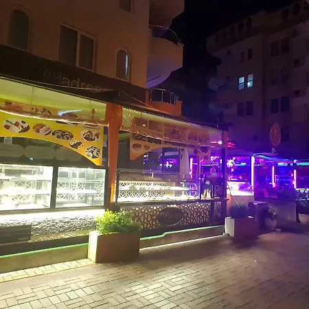 Mahmutlar Eftalia Park 阿拉尼亚